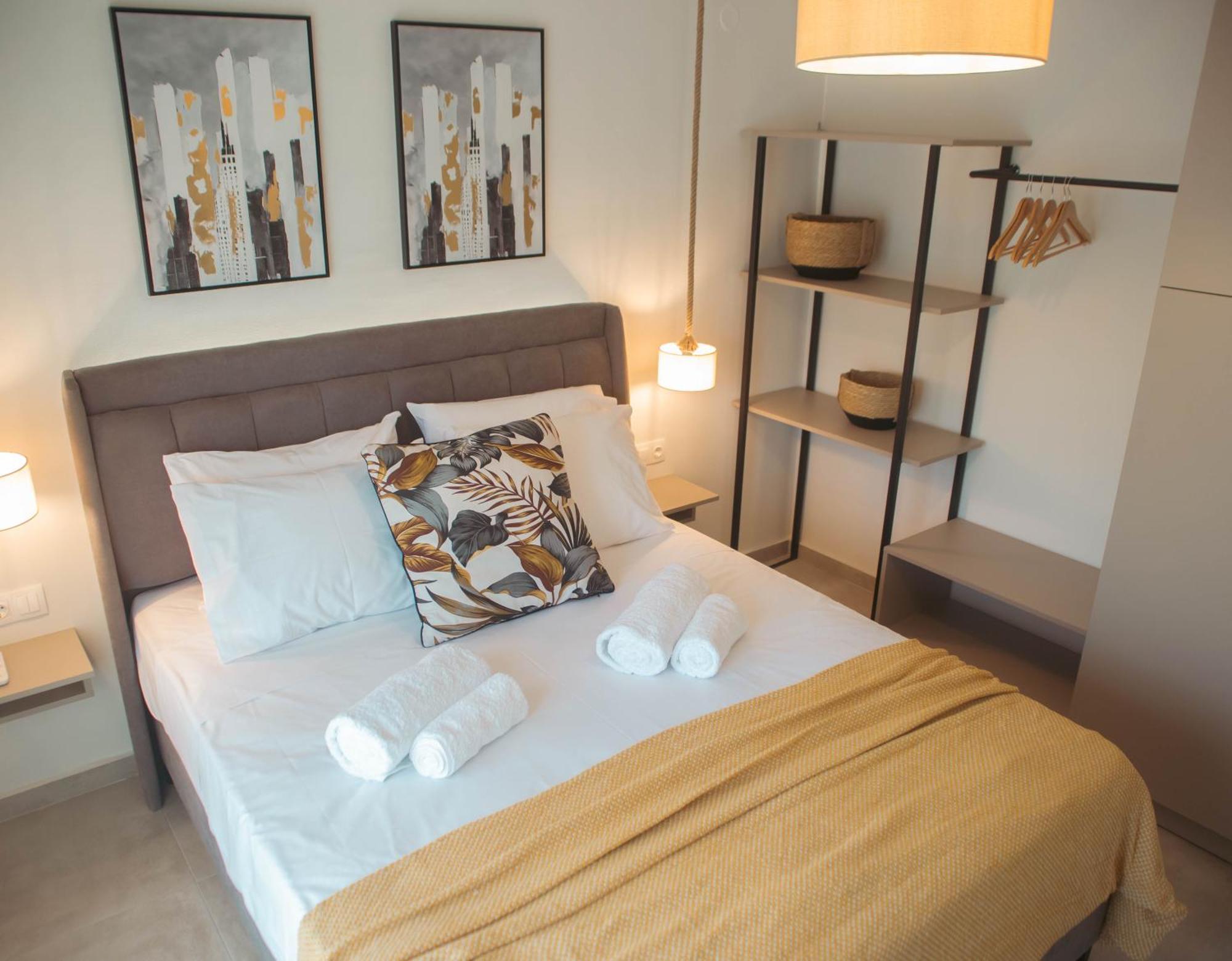 Cleopatra - City Escape Apartment Александруполис Екстериор снимка